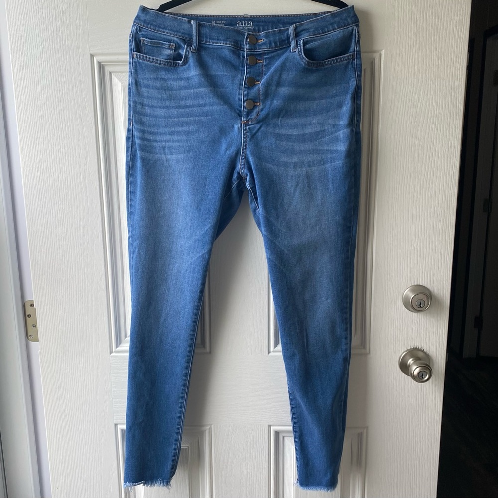 a.n.a Skinny Jeans